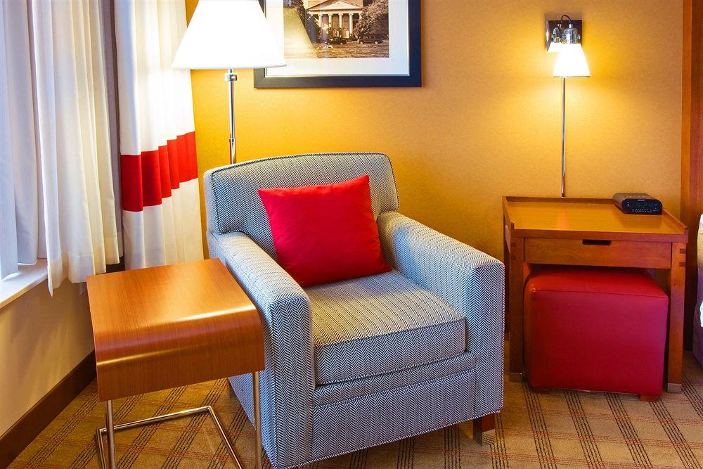 Four Points By Sheraton Raleigh Durham Airport Моррисвилл Экстерьер фото