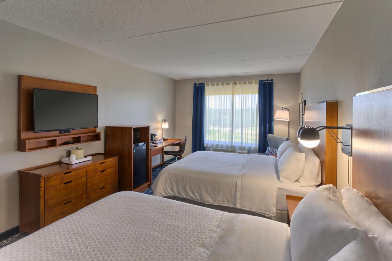 Four Points By Sheraton Raleigh Durham Airport Моррисвилл Экстерьер фото